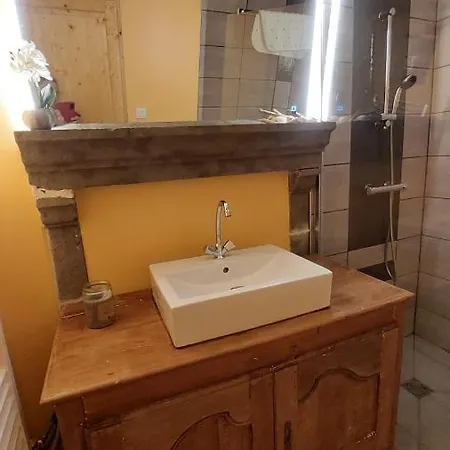 Chez Maritou بيس إيه سانت أناستيز